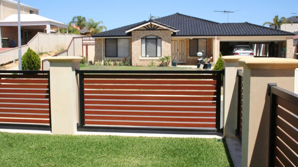 knotwood-fence-banner-1
